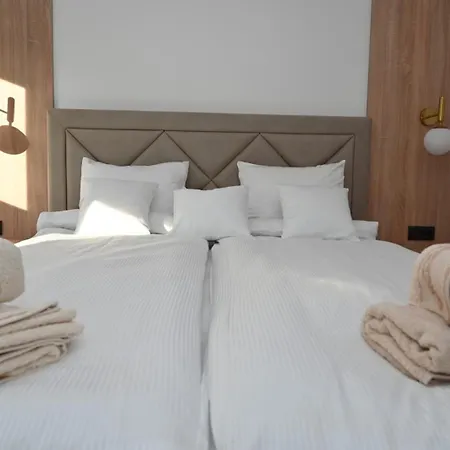 Lokica S Апартаменты